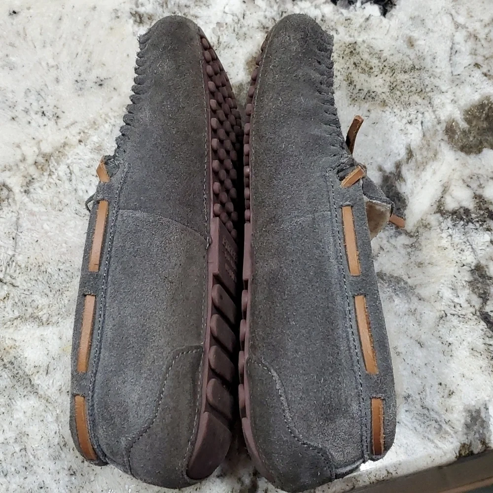 Fireside Boys Slipper Shoes Size 6 Moccasins Faux Fur Lined Warm Flaws